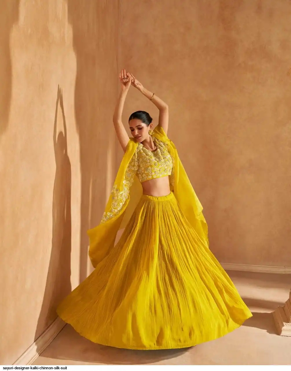 YEllOW CHINNON SILK SUIT